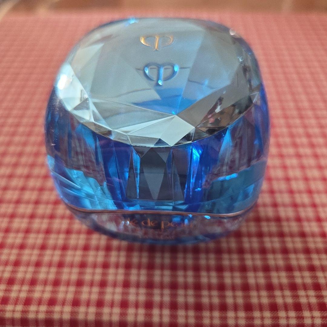 のん クレ・ド・ポボーテ ラ クレーム