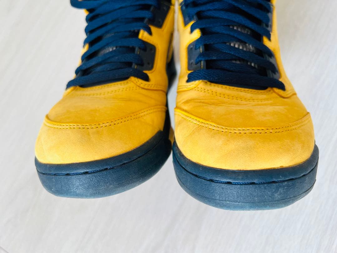 NIKE AirJodan 5 MICHIGAN 27cm 不思議な贈り物を付き