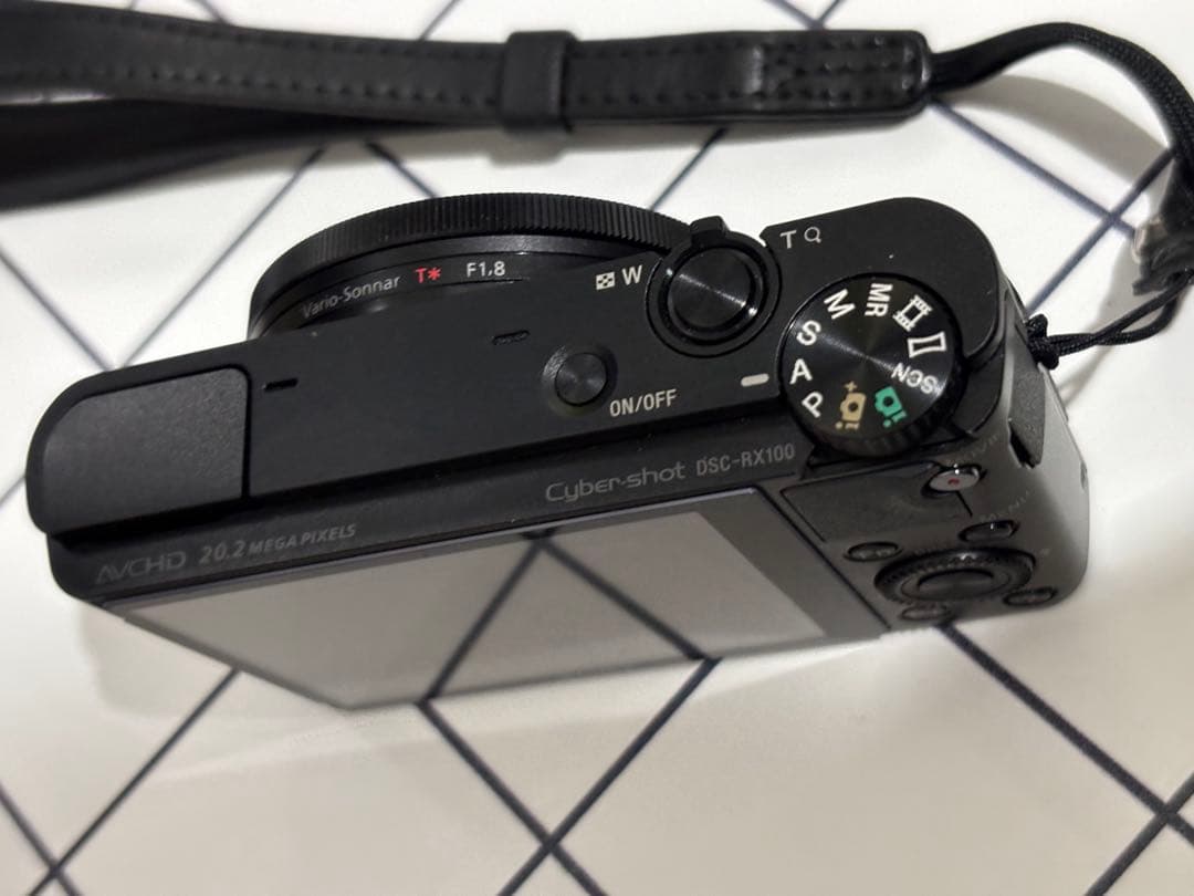 SONY RX100 初代 コンパクトデジタルカメラ 本体のみ