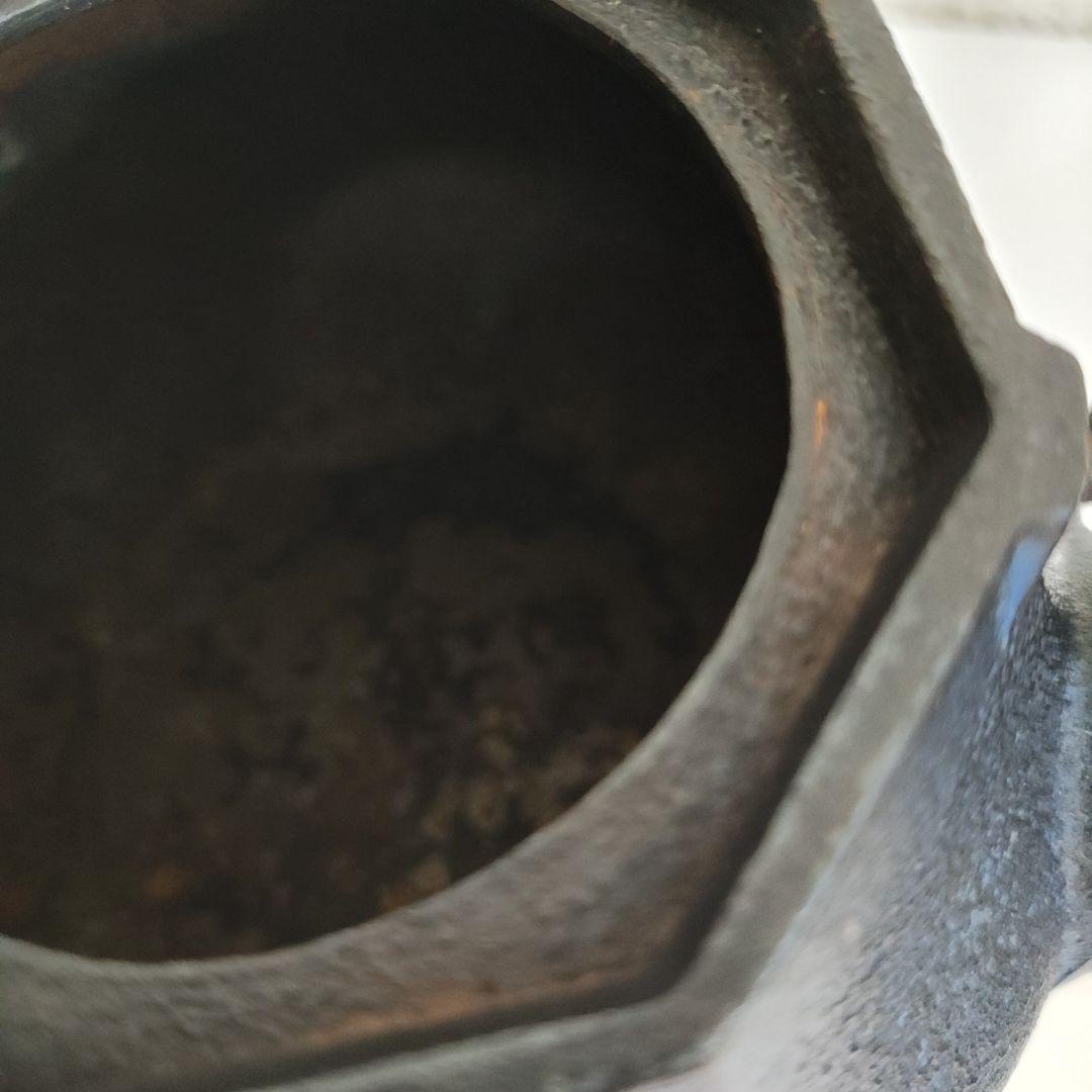 八角形 鋳鉄 鉄瓶 つまみ付き（南部鉄器）