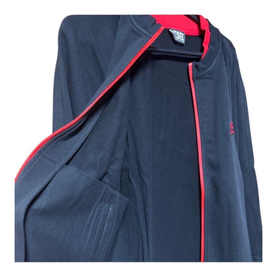 DIESEL 黒赤 ジップアップ トレーナー