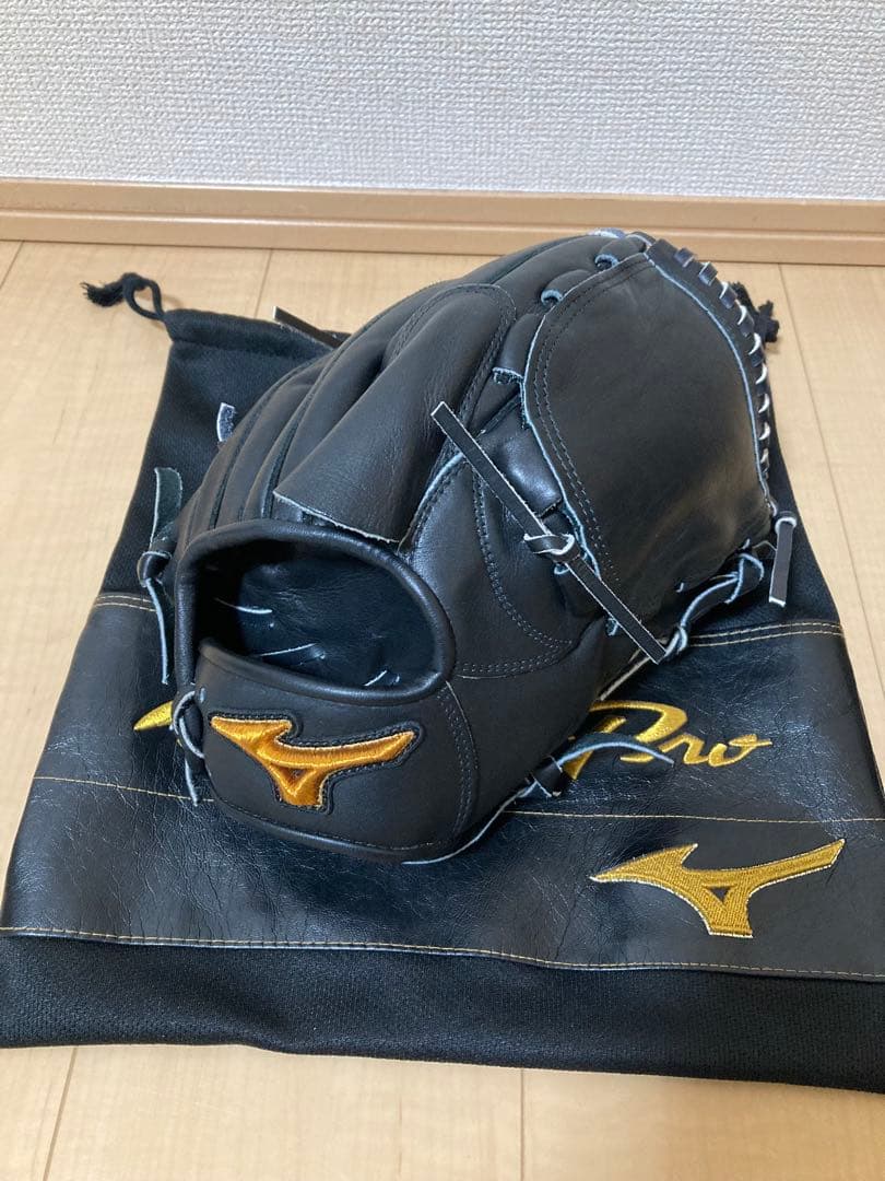あ　ミズノプロ 軟式投手用オーダーグローブ 黒