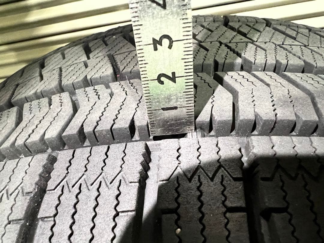 スタッドレスタイヤ＋アルミホイール 4本セット 17インチ