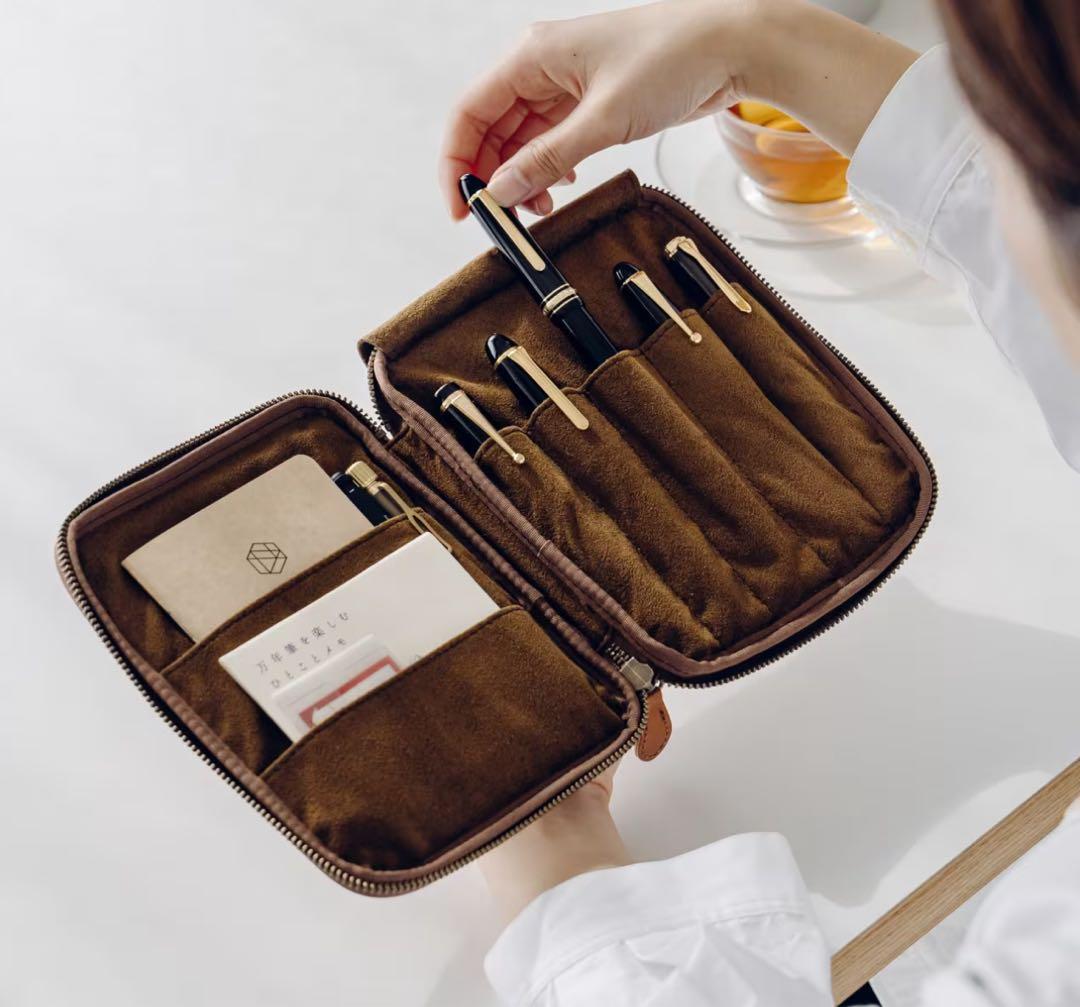 令*P様 &Liebe 「開くたびときめく」文具ポーチ スムースブラウン 栃木レ