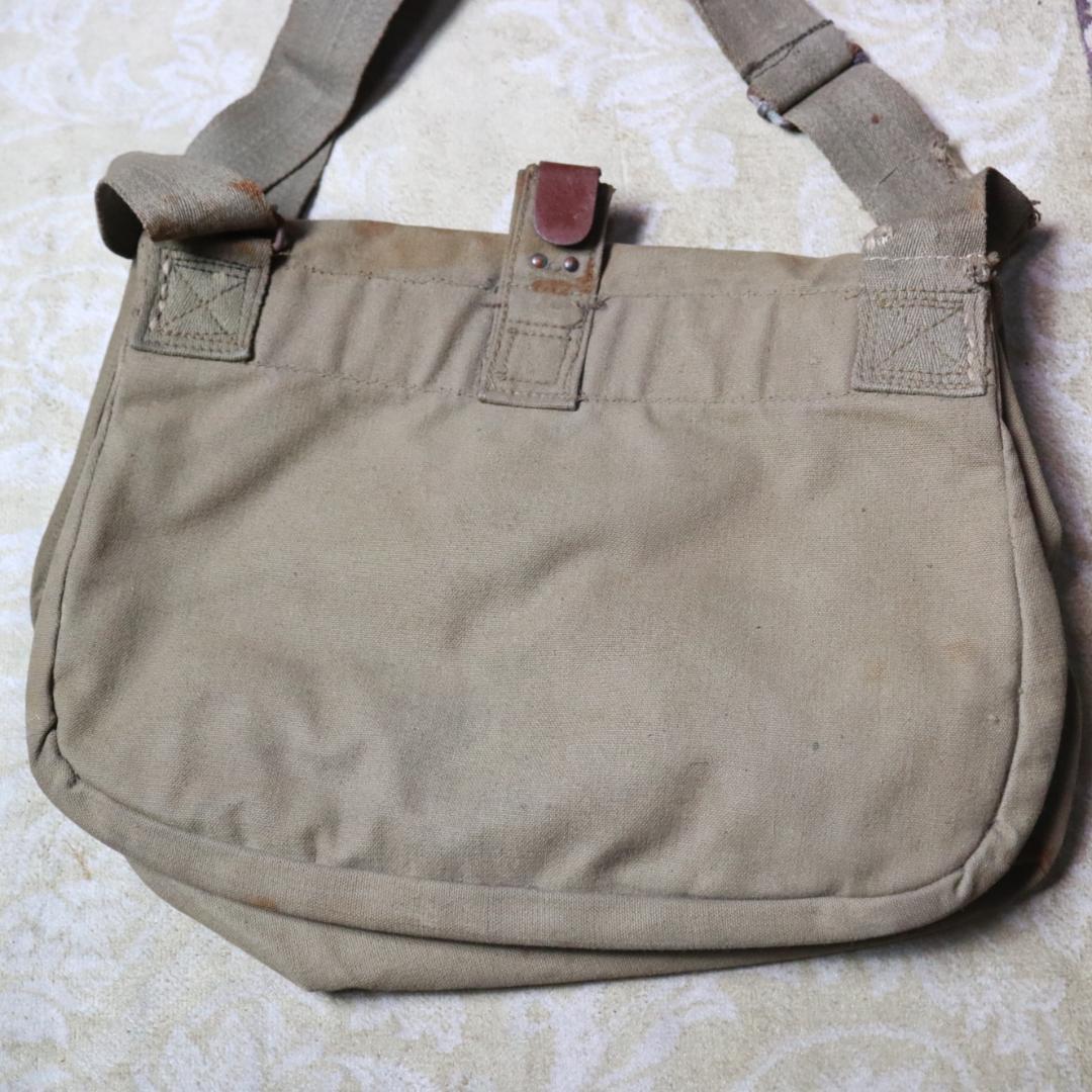 B1345 当時物 旧日本軍 雑嚢 バック ミリタリー 蔵出し うぶだし 時代物