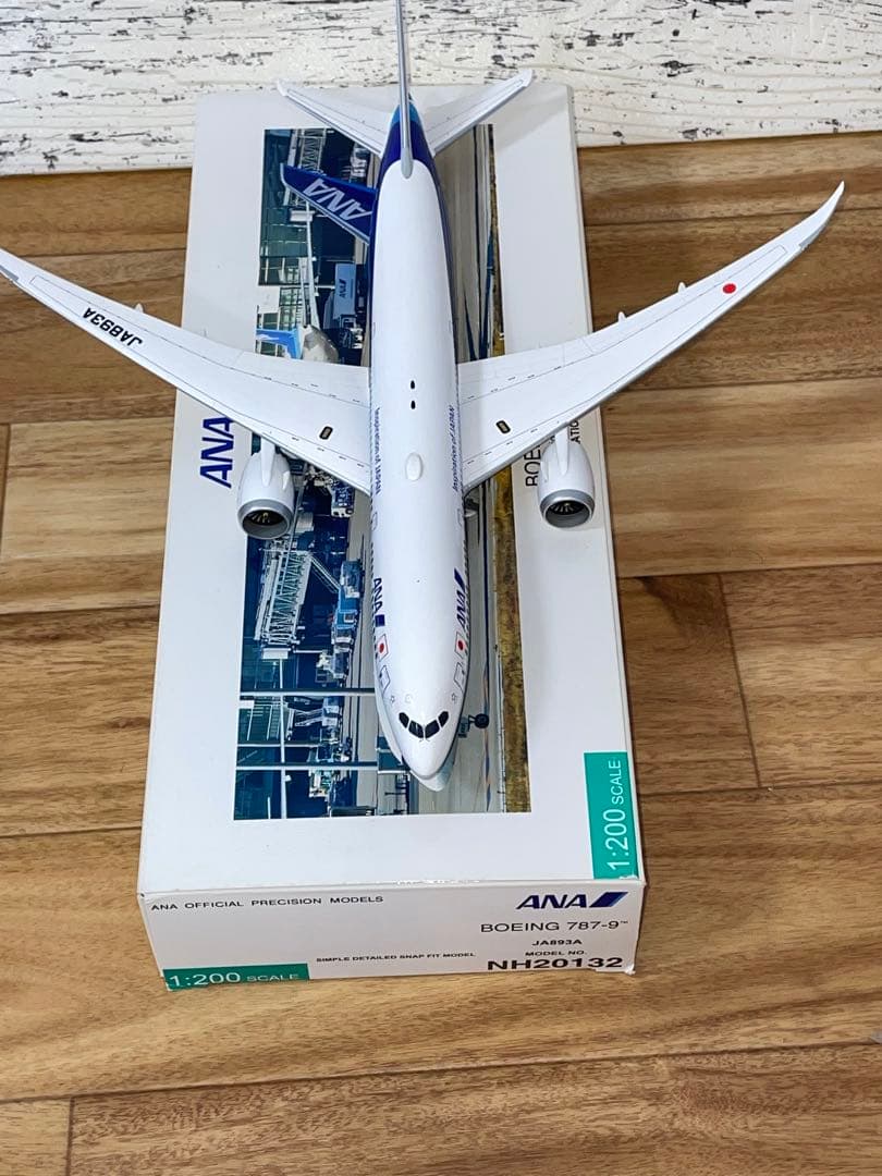 美品1/200 全日空 B787-9 1/200 NH20132 JA893A