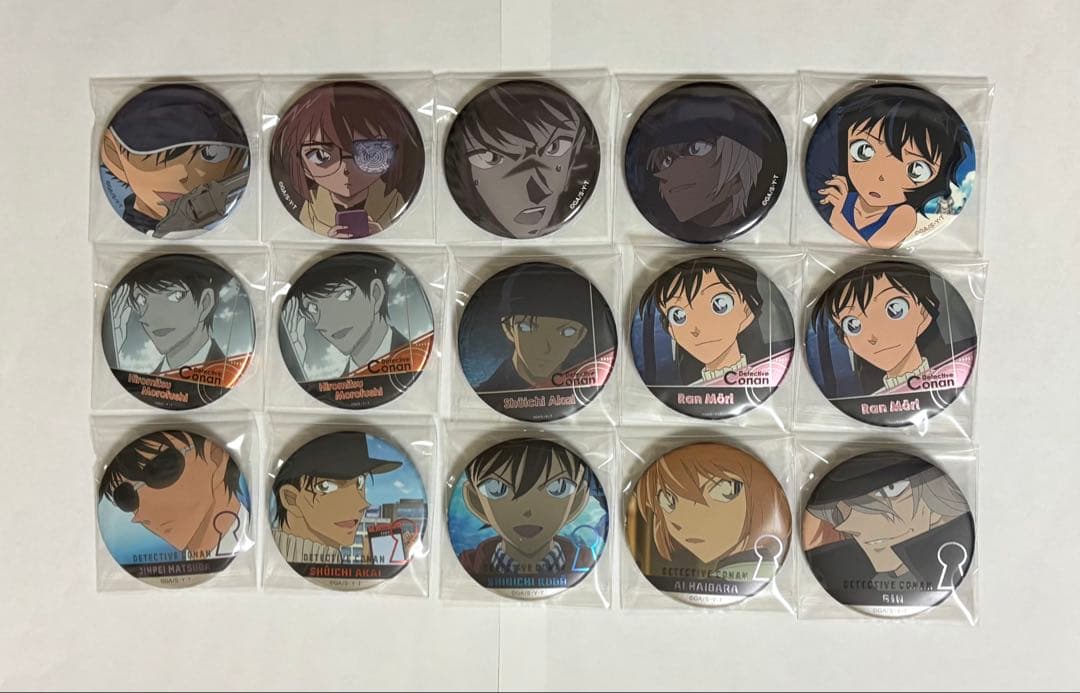 名探偵コナン　缶バッジ　まとめ売り