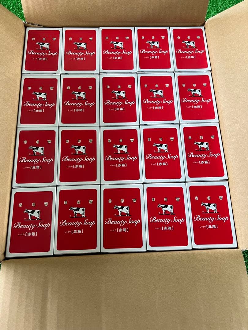 牛乳石鹸BEAUTY SOAP化粧石鹸カウブランド赤箱a1一箱100個入100g