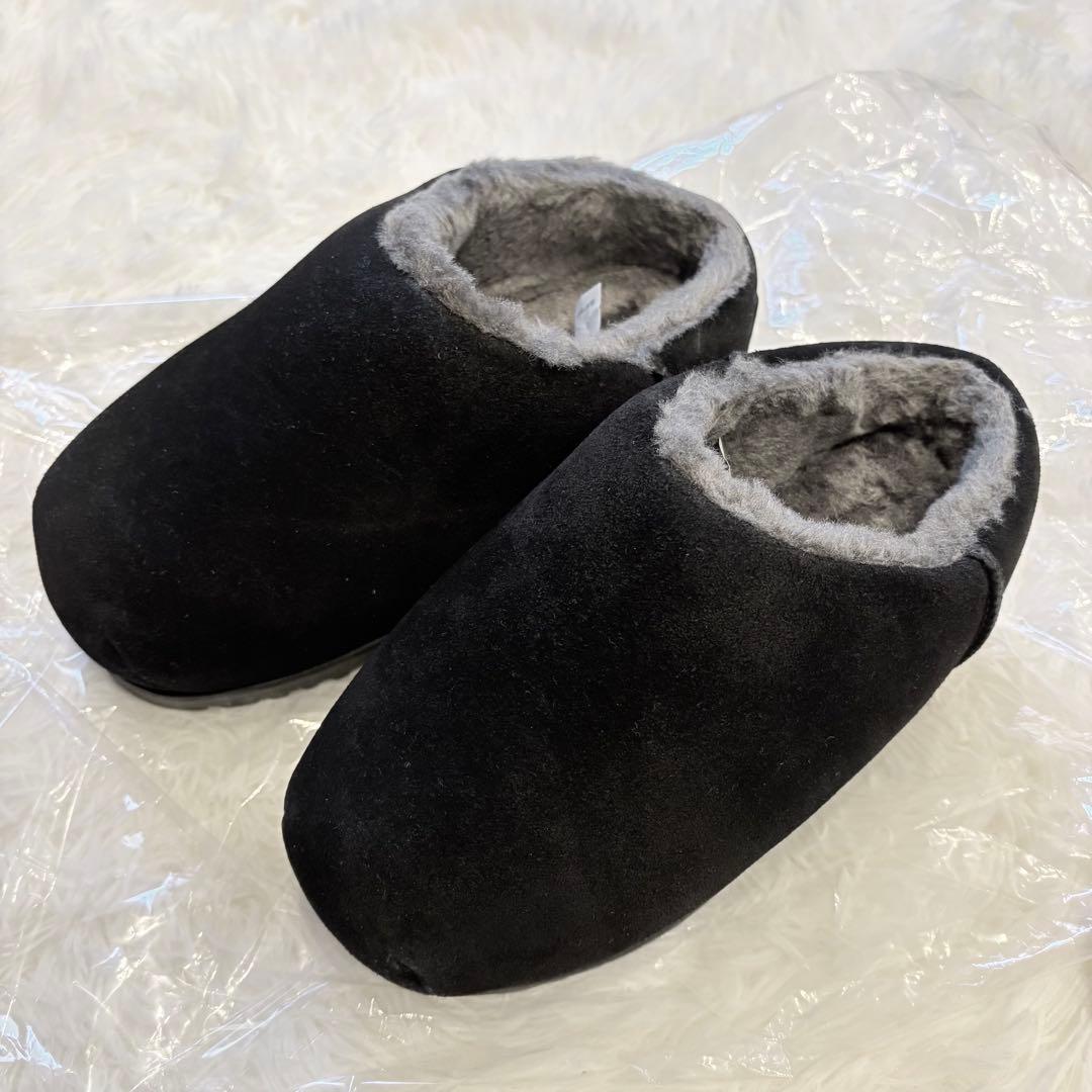 極美品　UGG Pumped Slide アグ　パンプドスライド