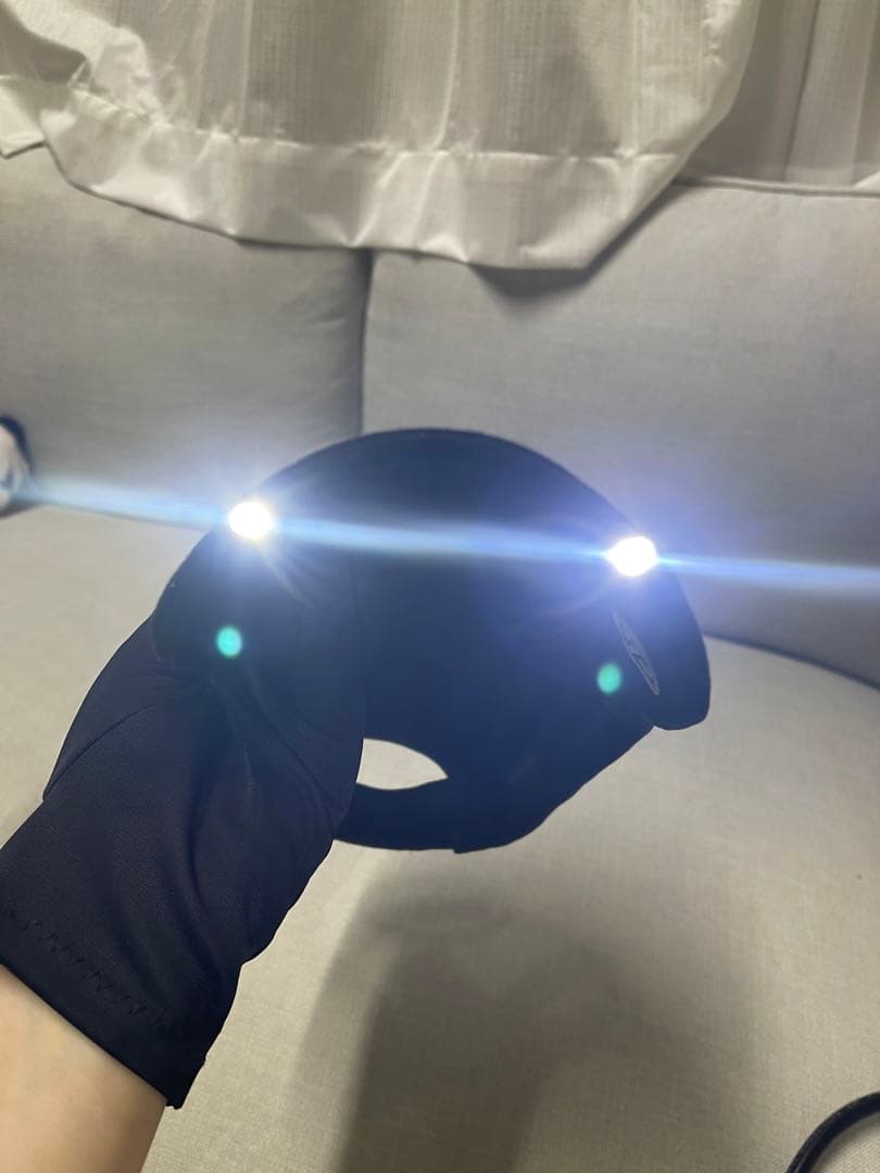 未使用品正規BALENCIAGA LEDライト付きキャップ ベースボールキャップ