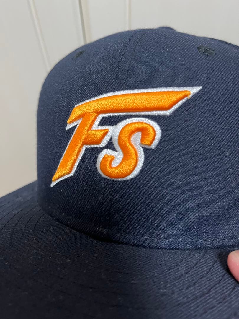 北海道日本ハムファイターズ　ニューエラ東京時代キャップ帽子　廃番ユニフォーム応援