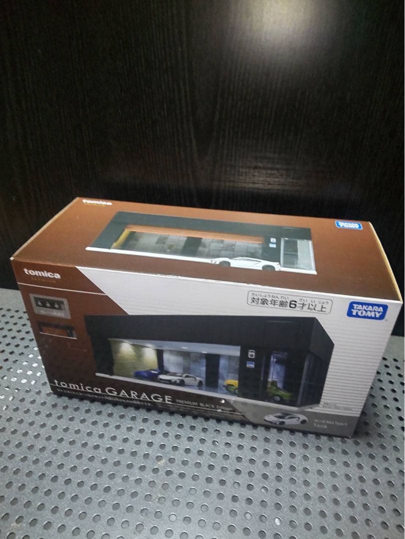 tomica GARAGE PREMIUM BLACK Edition 新品