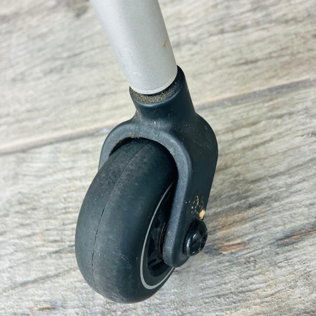 美品　 マイクロスケーター　乗れるキャリーケース　スーツケース　キャリーバッグ