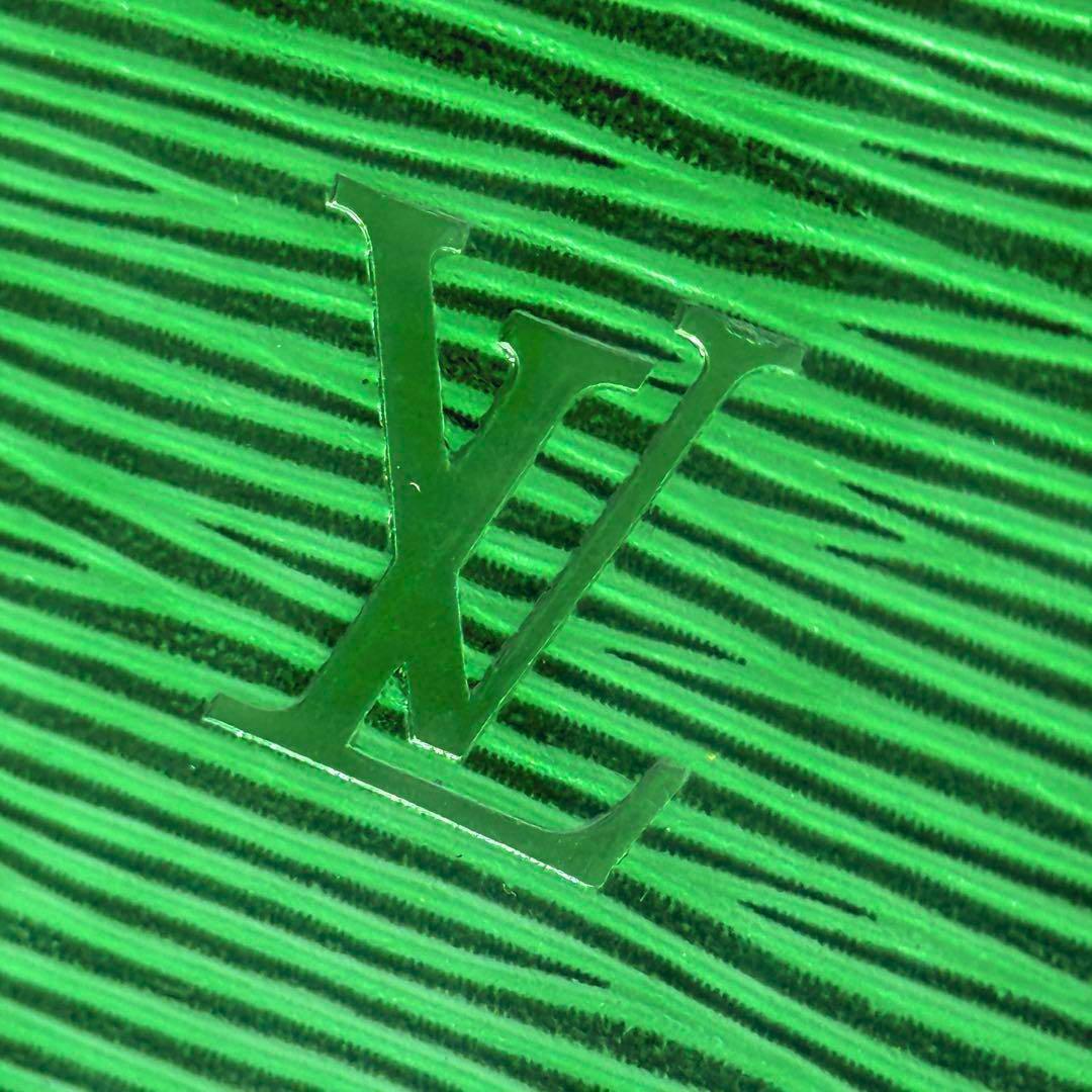 ルイヴィトン ポッシュ ドキュマン エピ ボルネオグリーン M54494 メンズ