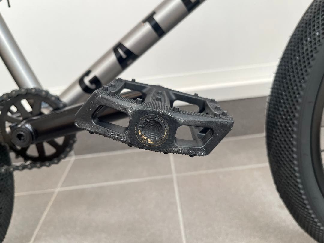 カルト　ゲートウェイ　BMX