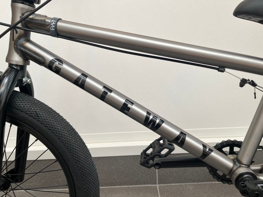 カルト　ゲートウェイ　BMX