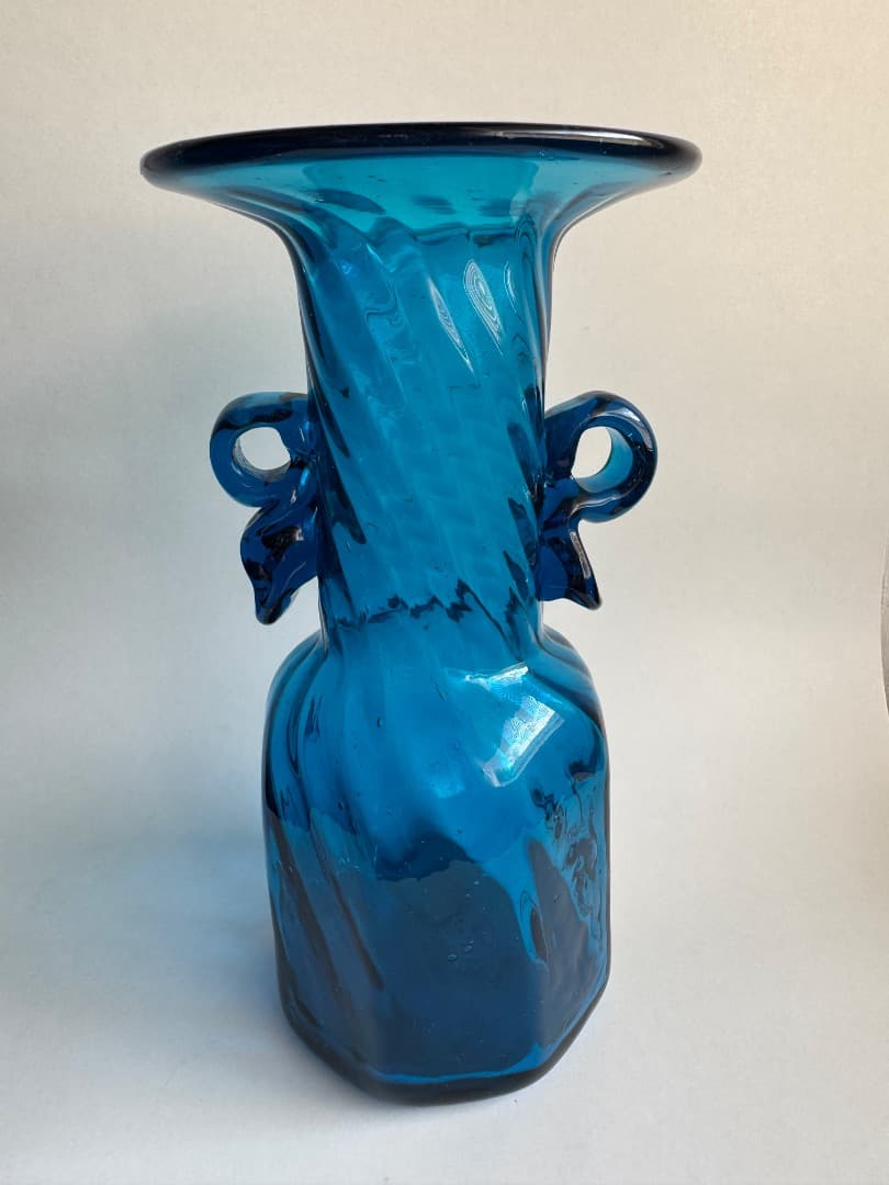 小谷眞三　倉敷ガラス　花瓶