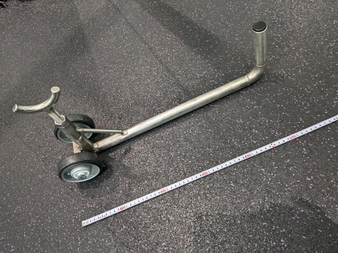 バーベルジャッキ　ステンレス製　タイヤ付で楽に上がる　便利　競技集中できる