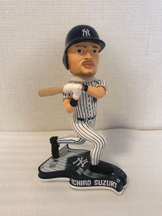 世界 2013個 限定品 イチロー ボブルヘッド フィギュア