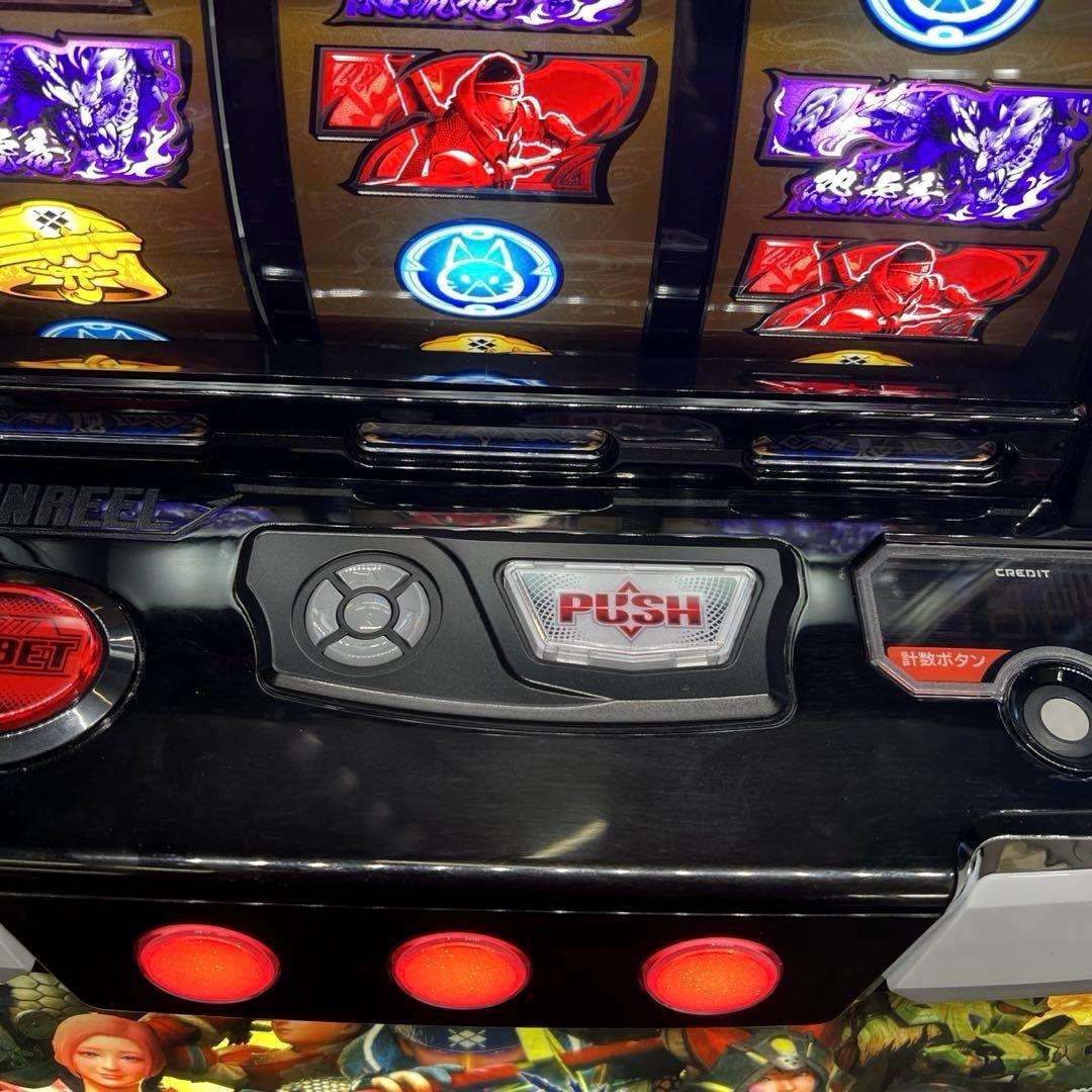 スマスロ「モンスターハンターライズ」ハンターパネル　送料無料　パチスロ実機