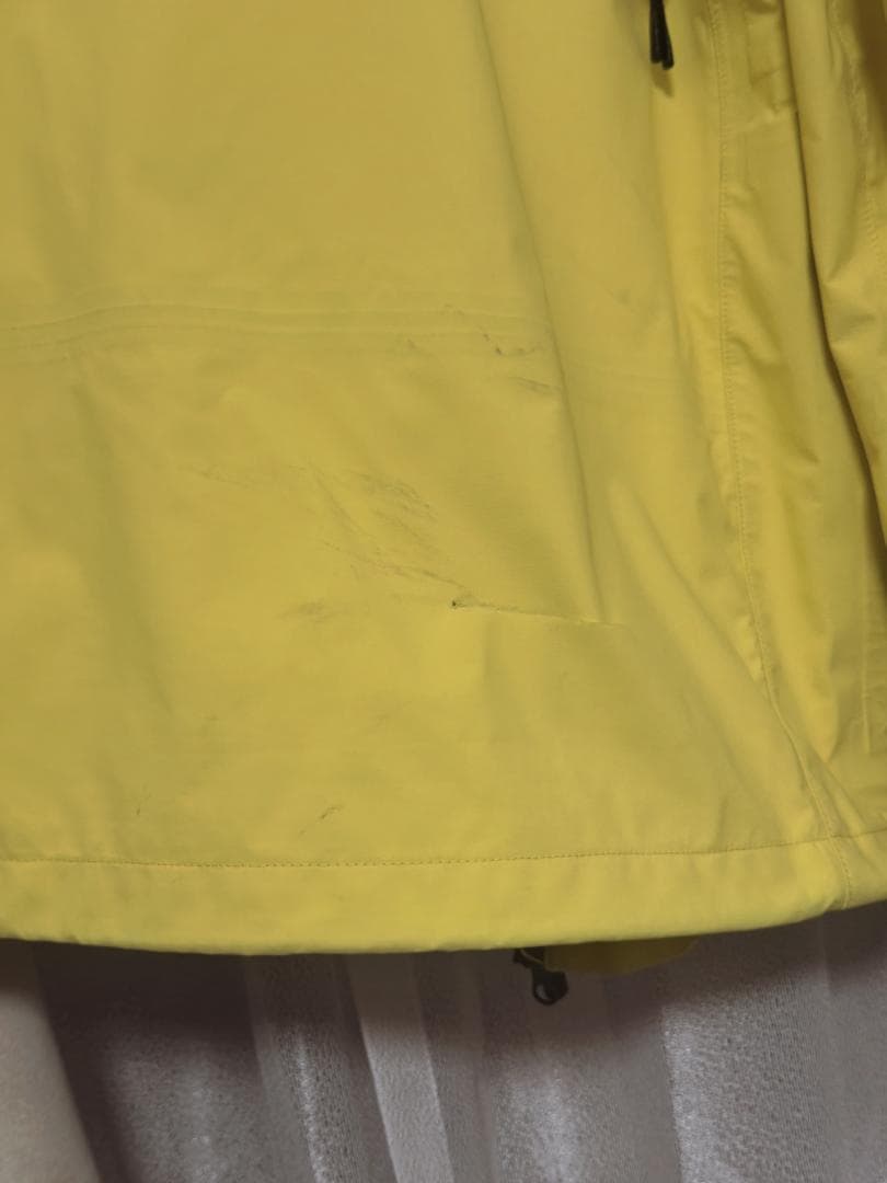 「訳あり」VOLCOM GORE-TEX イエロー スノーボードジャケット M