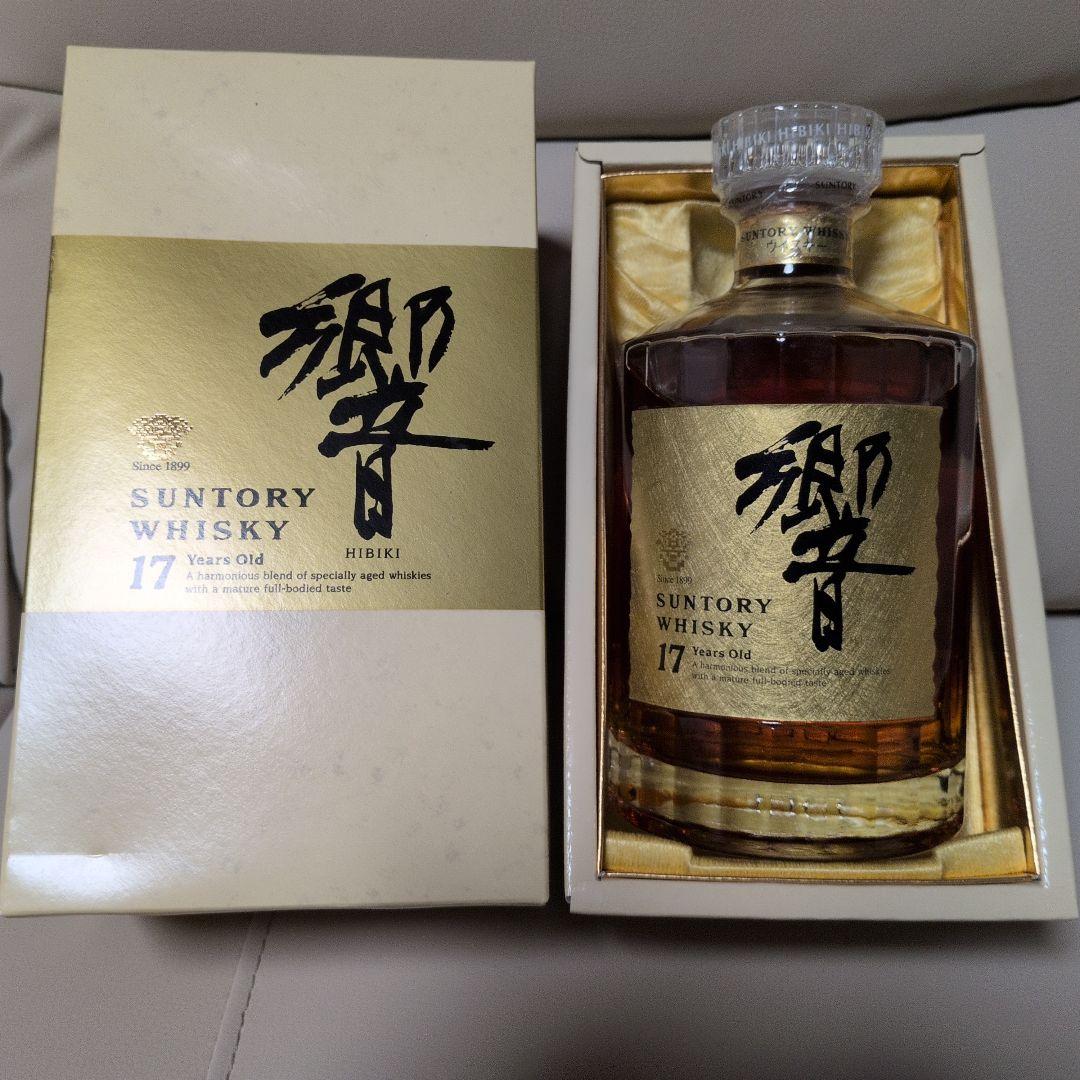 SUNTORY 響 17年ゴールドラベル 700ml