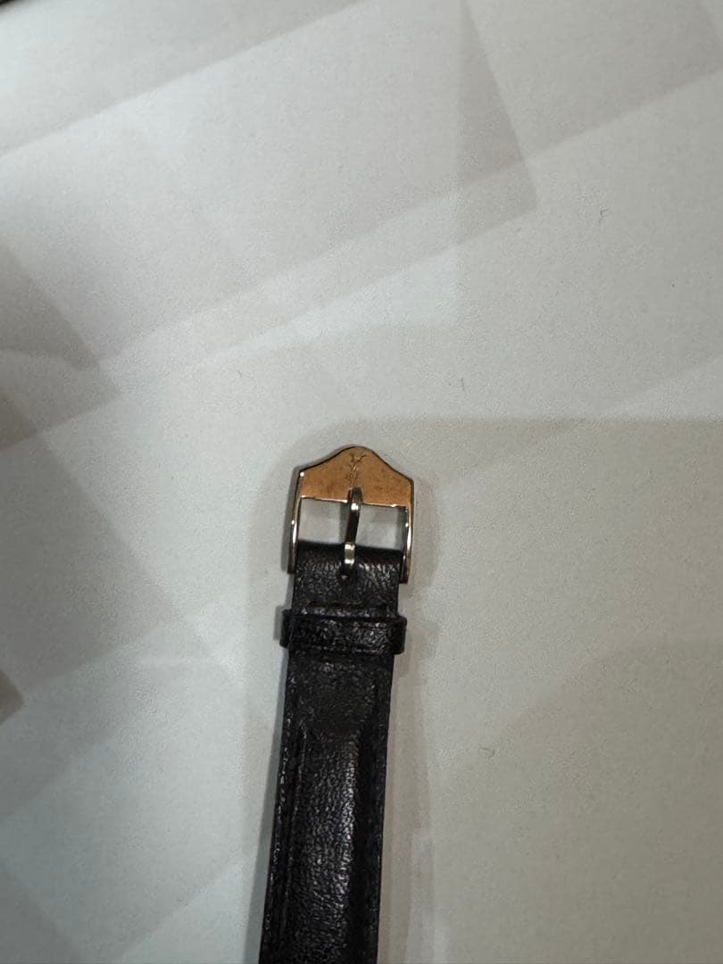 Yves Saint Laurent ハート型クォーツ時計