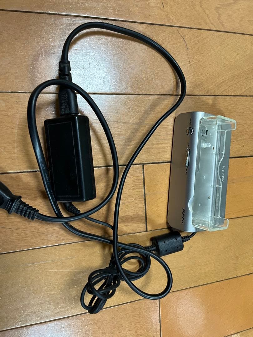 Fujifilm FinePix F710 コンパクトデジタルカメラ