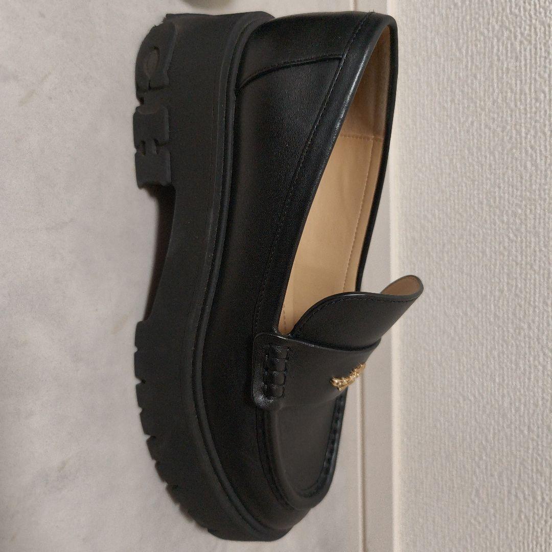 COACH ルーシー 厚底ローファー 22.5cm
