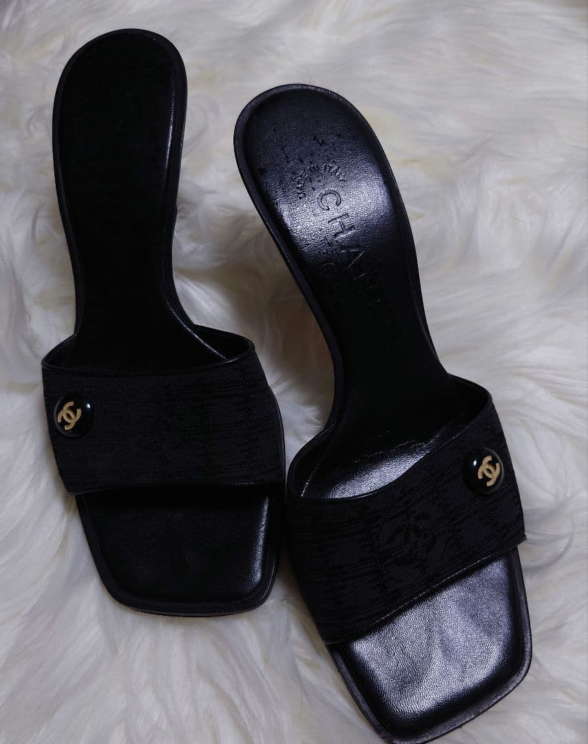 シャネル　ミュール