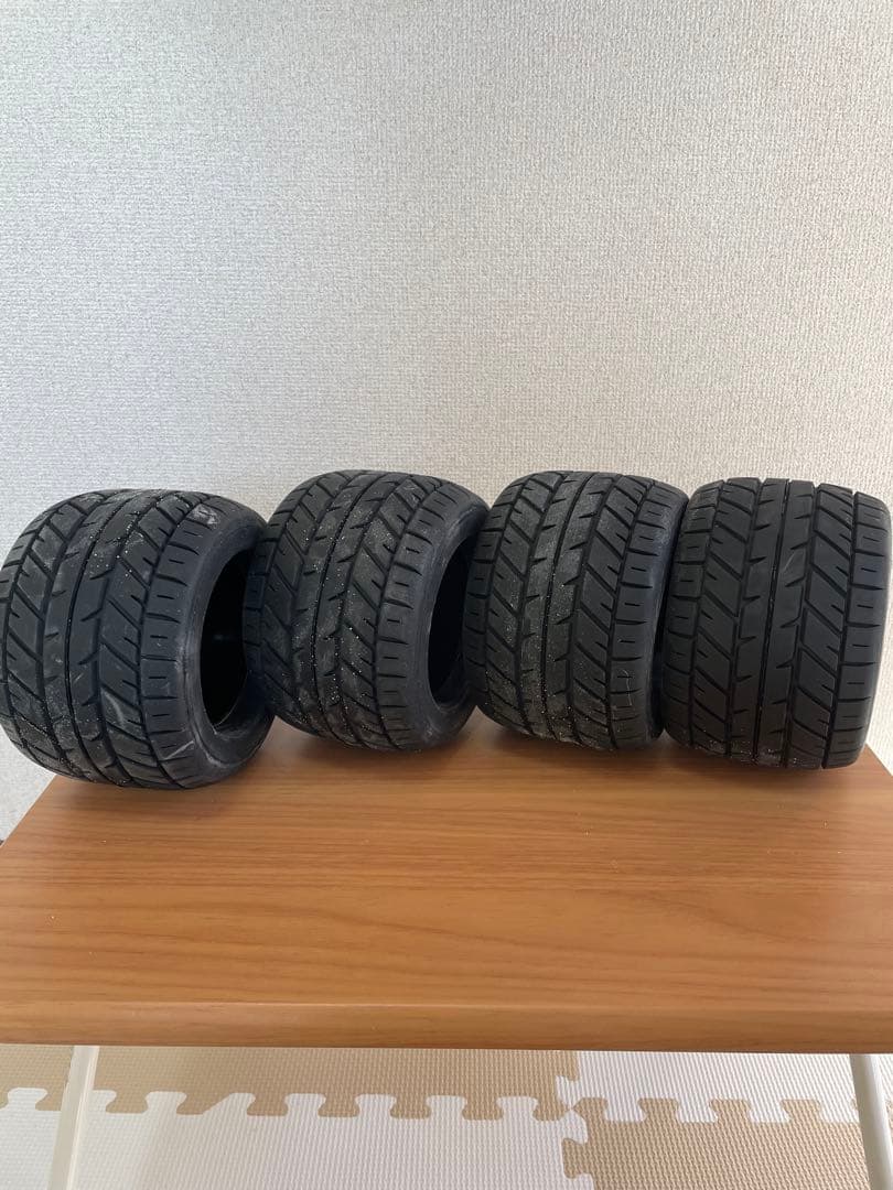 ラジコン　Louise1/8モントラタイヤMT-ROCKET 0オフセット黒