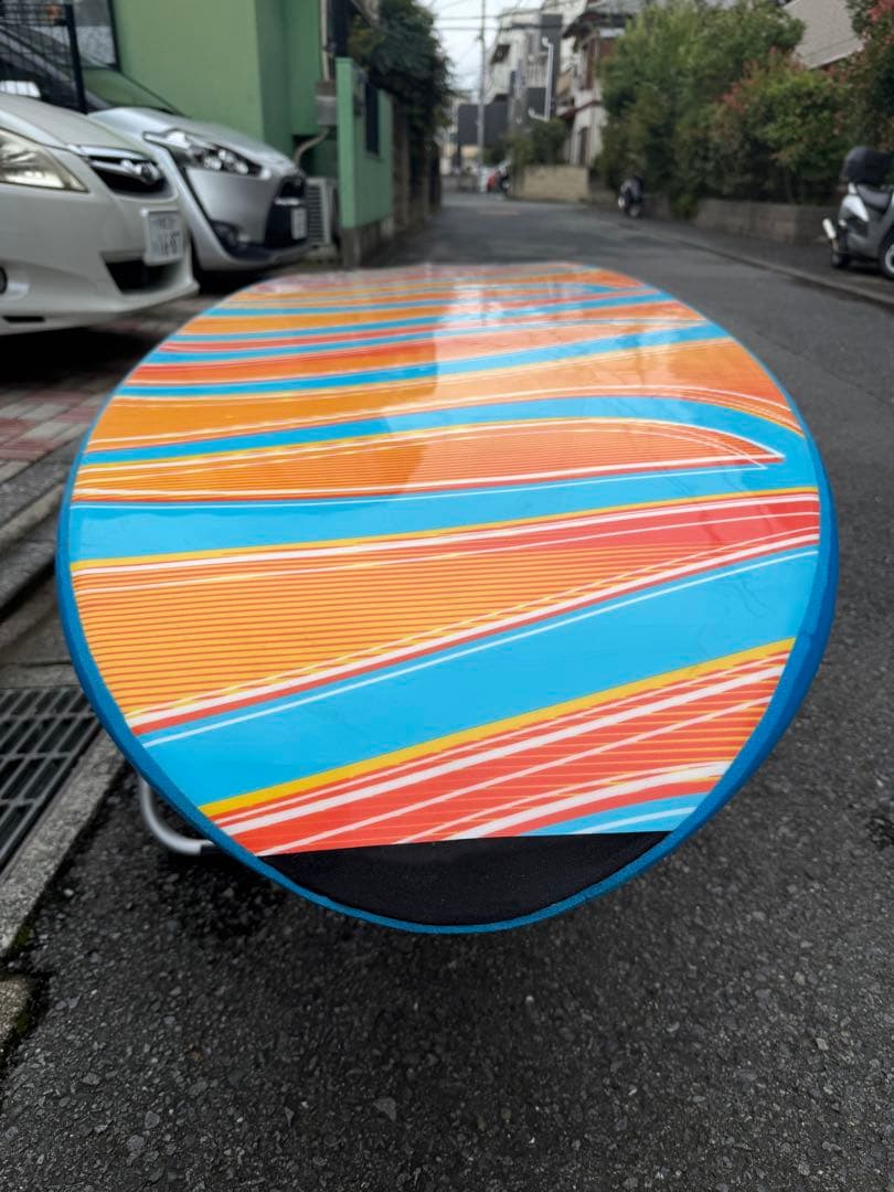 TAHE7’6″EASY SURFINGスタンド とアルメリック5フィン付き