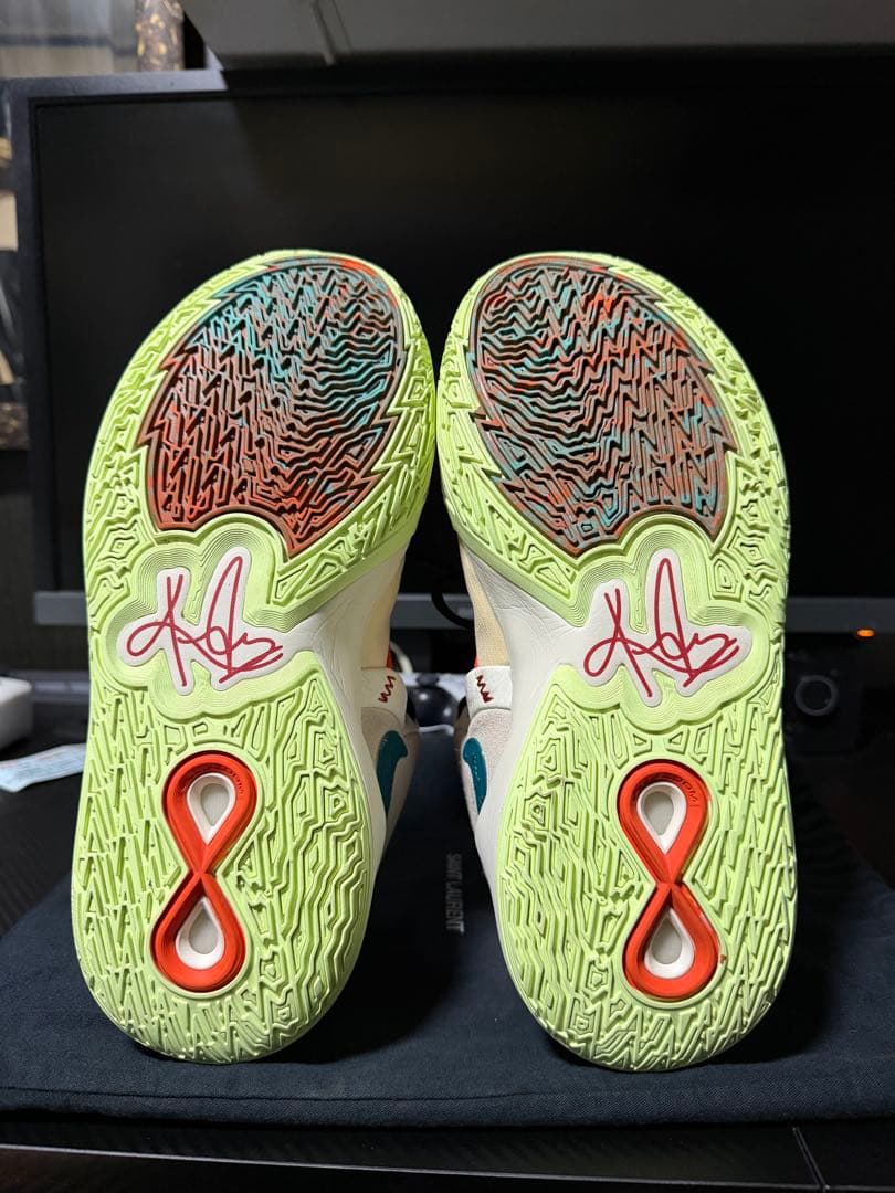 ナイキカイリー インフィニティEP 28.5CM