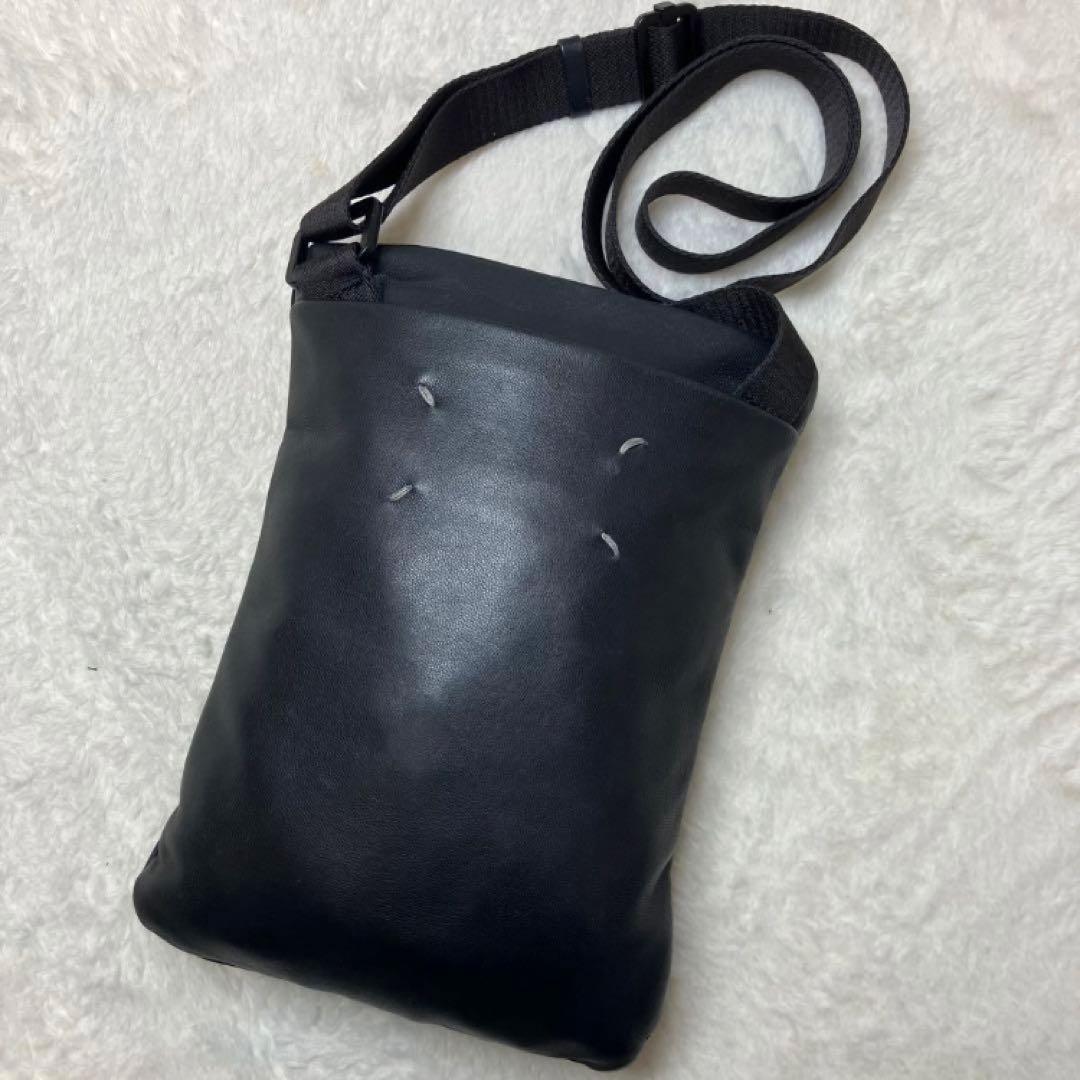 美品✨メゾンマルジェラ グラムスラム 4ステッチ 本革 ミニショルダーバッグ 黒