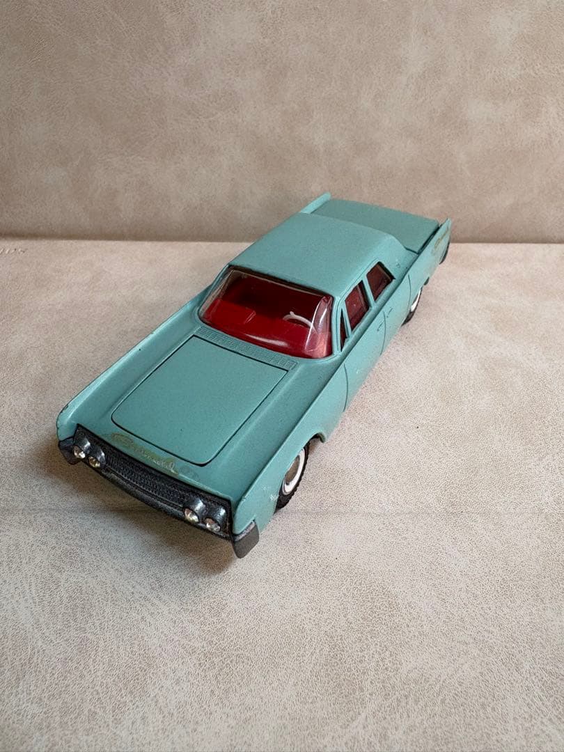 ヴィンテージミニカー　フォードリンカーン コンチネンタル テクノ・デンマーク