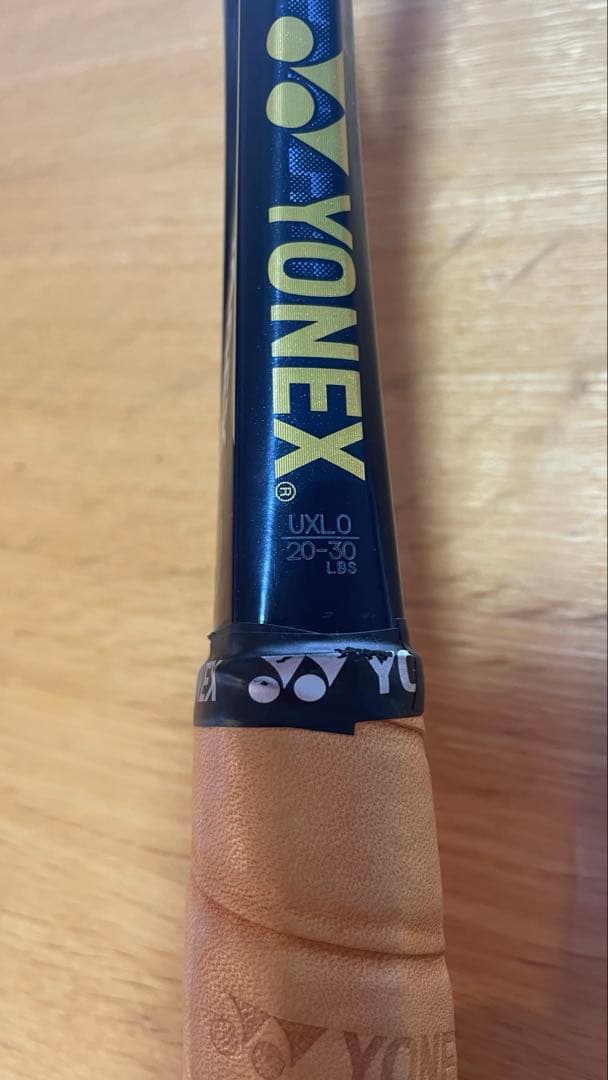 ヨネックス YONEX カーボネックス クラウン CARBONEX CROWN