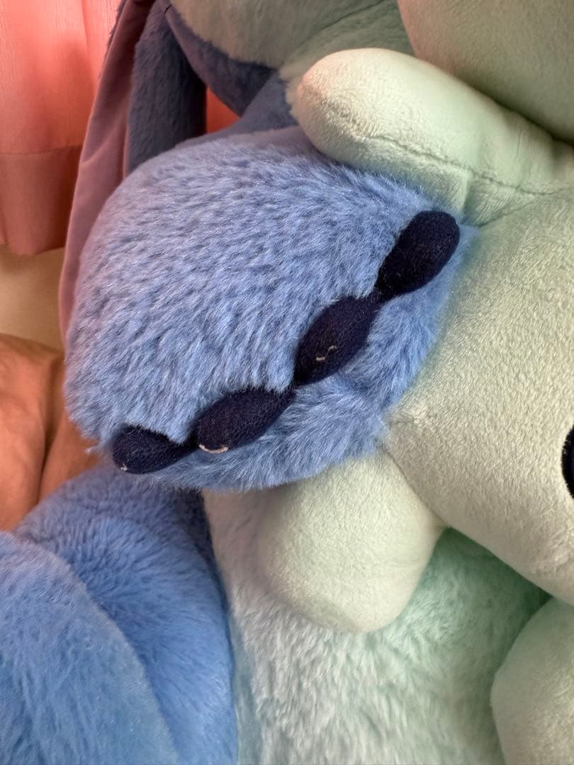 20周年記念 特大スティッチ スクランプ ぬいぐるみ ディズニーストア