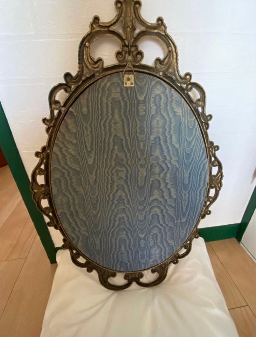 犬を抱いた少年　額装　Italy製