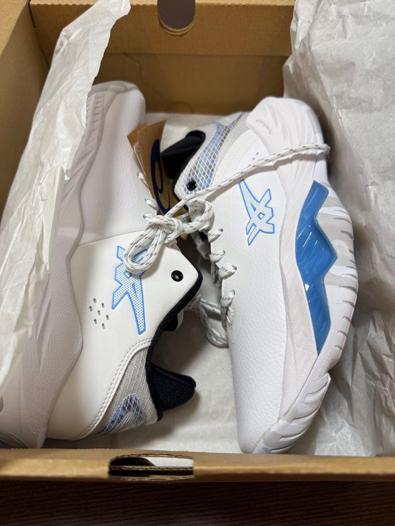 asics NOVA SURGE LOWノヴァサージ　26.5