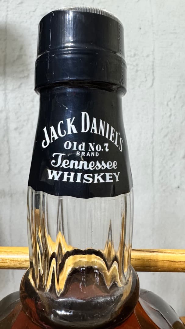 ジャックダニエル ウイスキー 3.0L 43% 旧型ボトル 非売品木製ブランコ付
