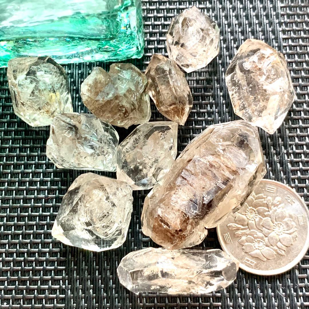 ペトロレアムクォーツ(特大)5個セットv-1/蛍光水晶