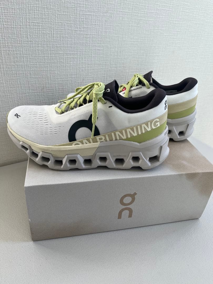 ONCモンスター2WH ホワイト/グリーン　レディース24cm