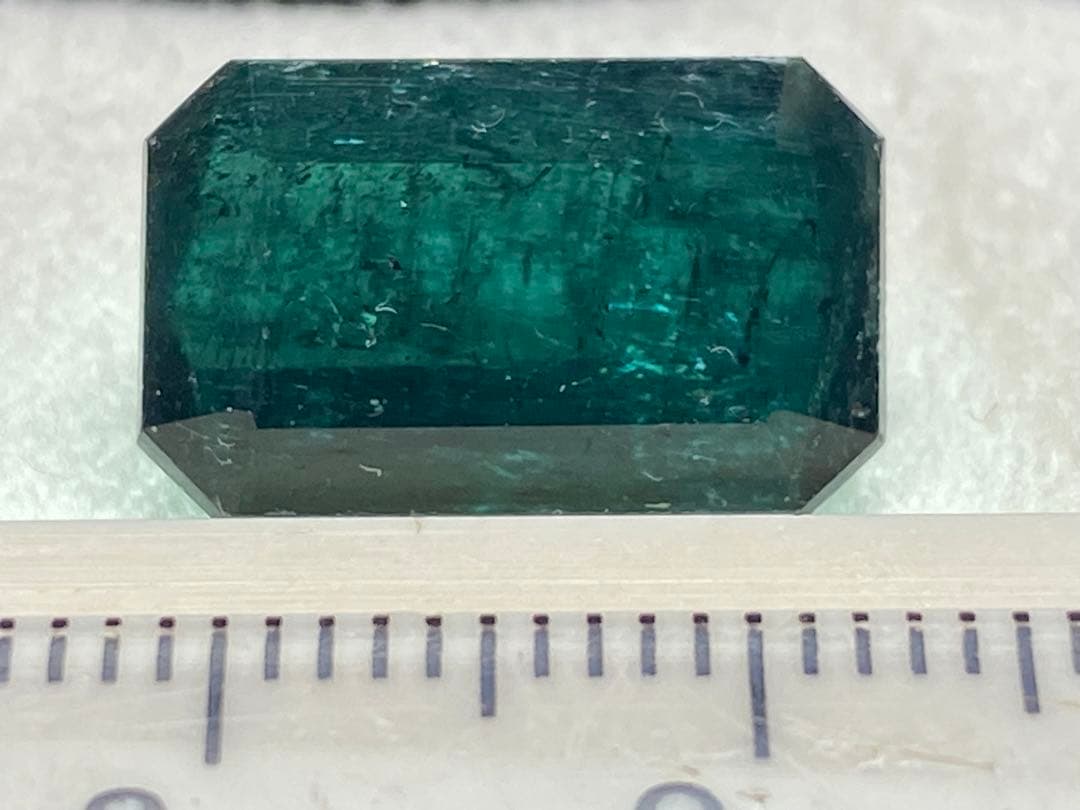 トルマリン　ルース　裸石　9.5ct