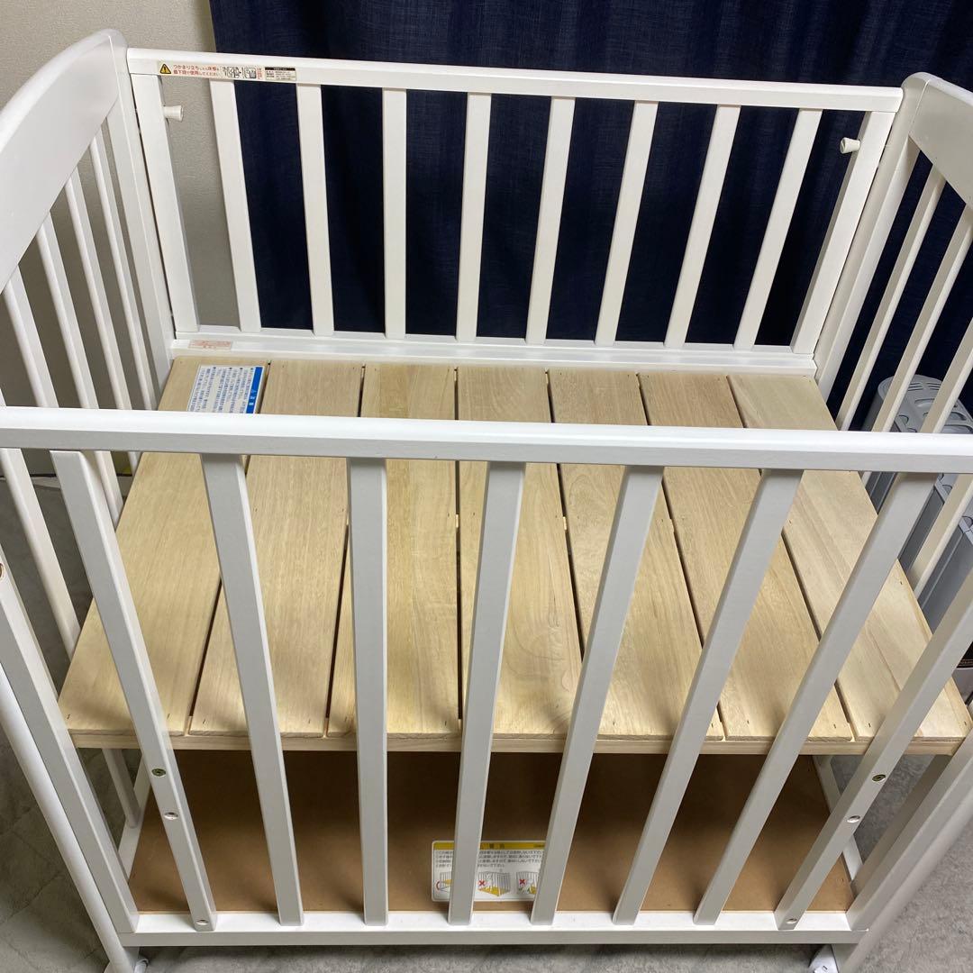 【美品】白　ベビーベッド　ミニタチベッド　カトージ