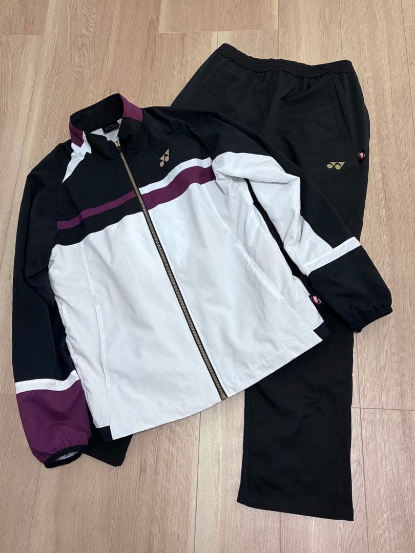 YONEX ウィンドブレーカー 上下　Mサイズ