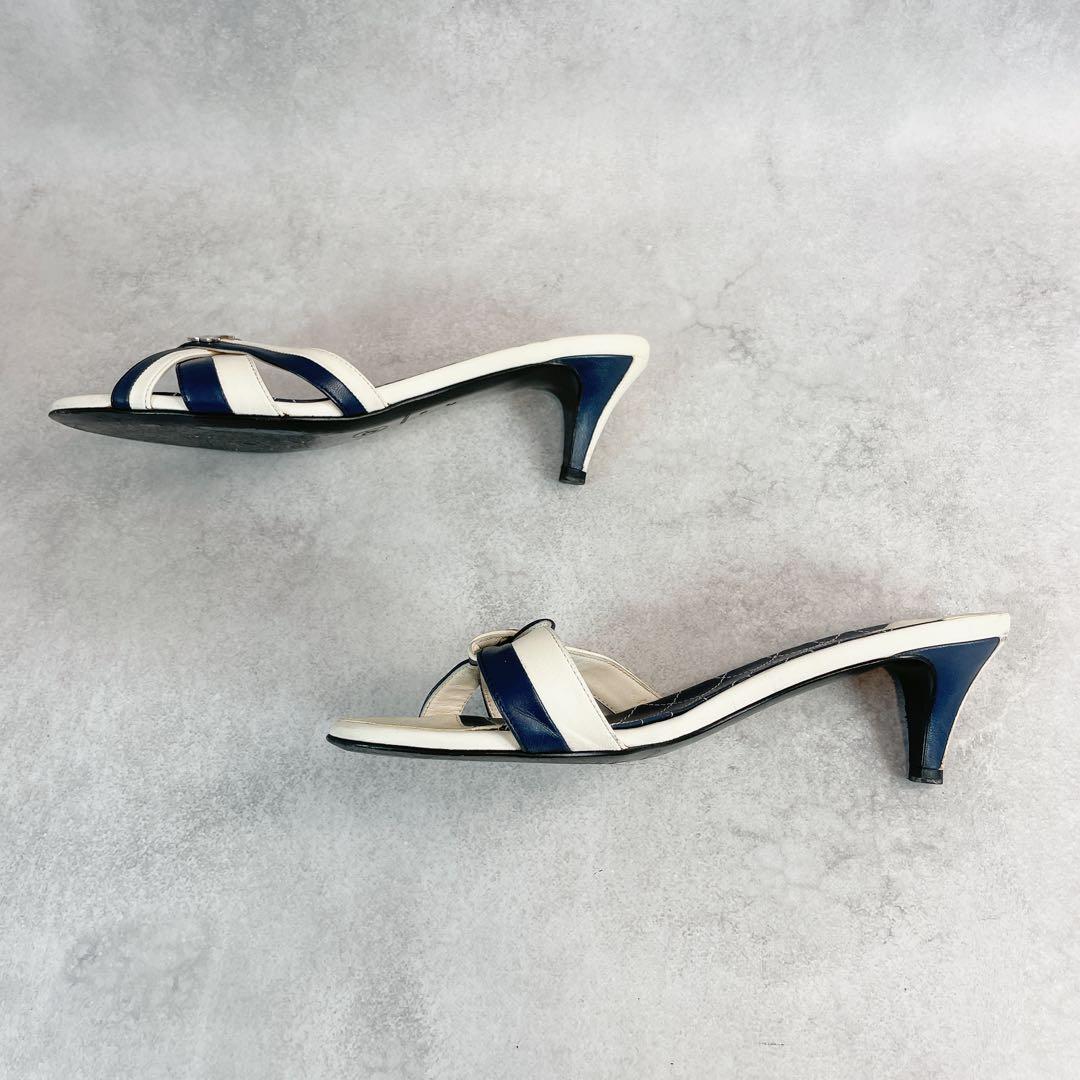 靴 Vintage Chanel Leather Sandals 38