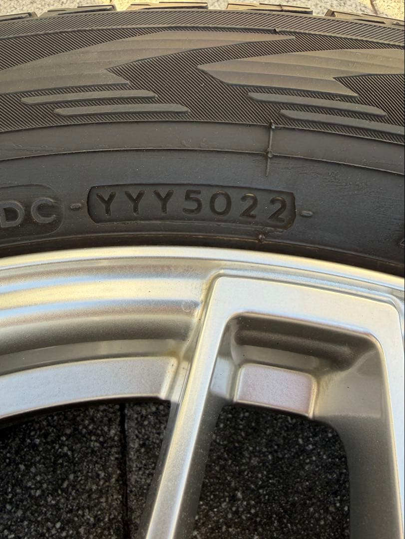 【美品】新型レクサスNX用　スタッドレス・ホイールセット 18インチ　TPMS付