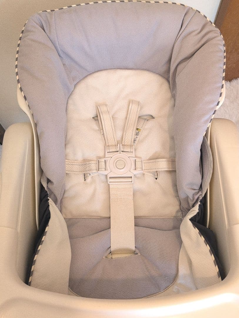 極美品 ♪【手動】Combi コンビ ネムリラ セサミグレー ハイローチェア♪