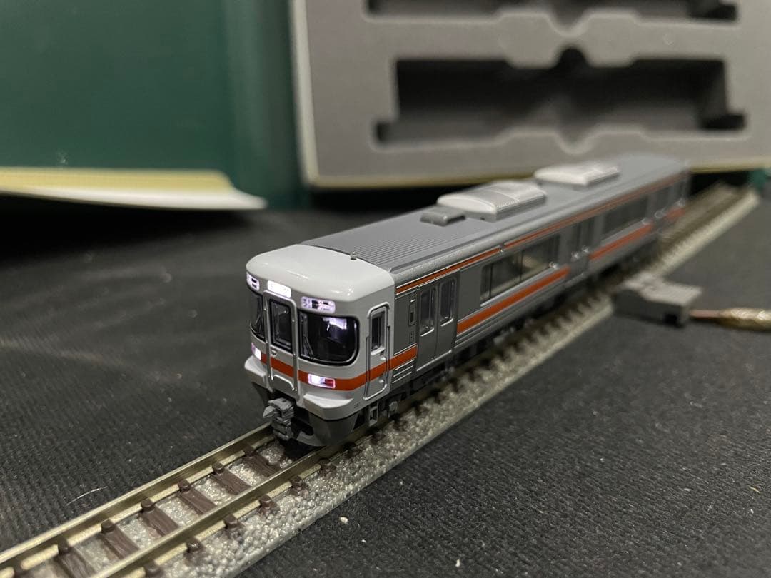 313系2000番台　TOMIX。