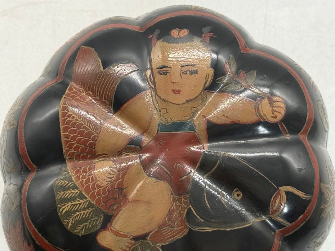 中国　漆器　唐子紋小物入　アンティーク　送料込み250905